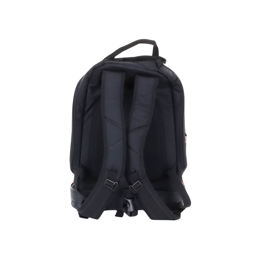 Mochila para herramientas Tradesman Pro™ de 36,8 cm en color negro con 39 bolsillos (No incluye herramientas). - Image 7