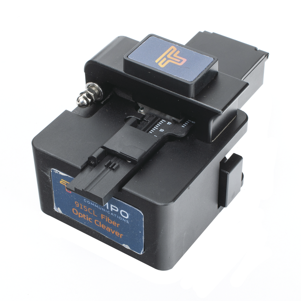 Fusionadora de Fibra ?ptica de Alineaci?n Activa por Revestimiento con 4 Motores con P?rdida T?pica (SM); 0.02 dB (MM); 0.04 dB) con Pantalla Touch / Capacitaci?n B?sica Virtual Gratuita - Image 2