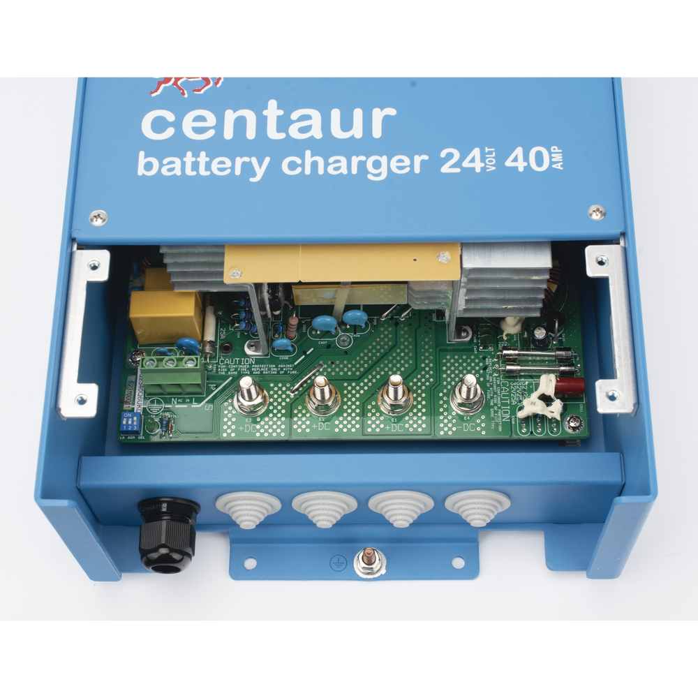 Centaur 24/40 / Cargador de Baterías 24V, 40A / Para Ambientes Marinos y Terrestres. / Bancos de 160 a 400 Ah - Image 9