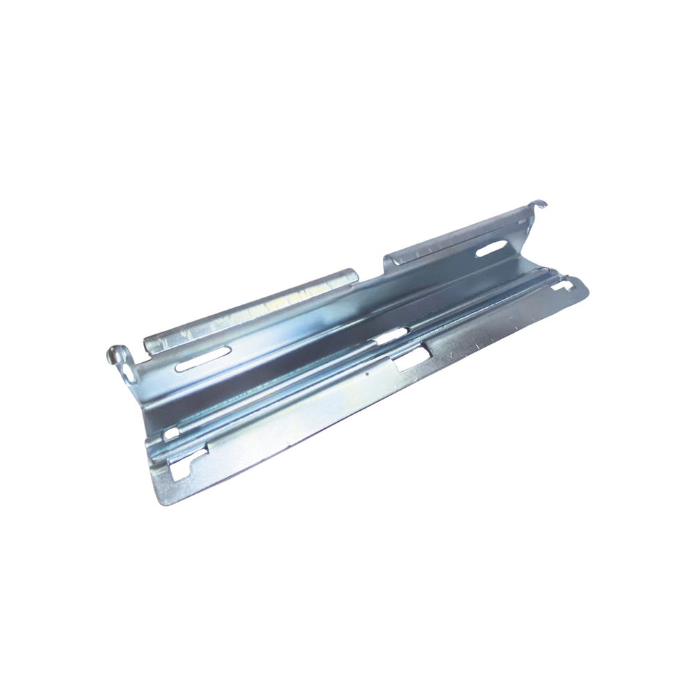 Clip Automático Mediano Para Unir Tramos de Charola Tipo Malla de 100 hasta 300 mm de Ancho, Compatible con todos los Peraltes, Acabado Electrozincado