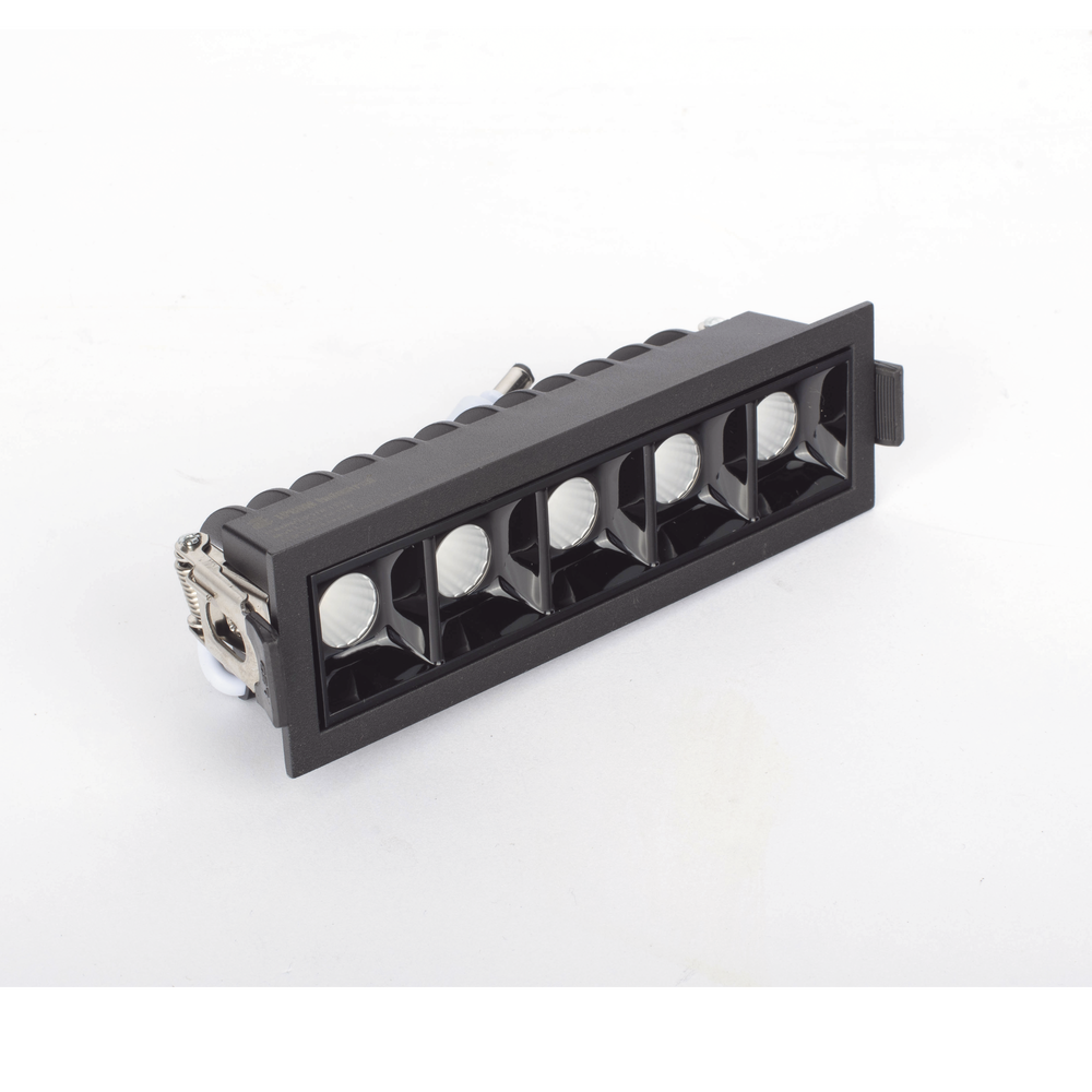 Reflector Empotrable / LUZ Fría / 110 V / 10 W / 750 lúmenes / 50000 hrs / IP20 - Image 2