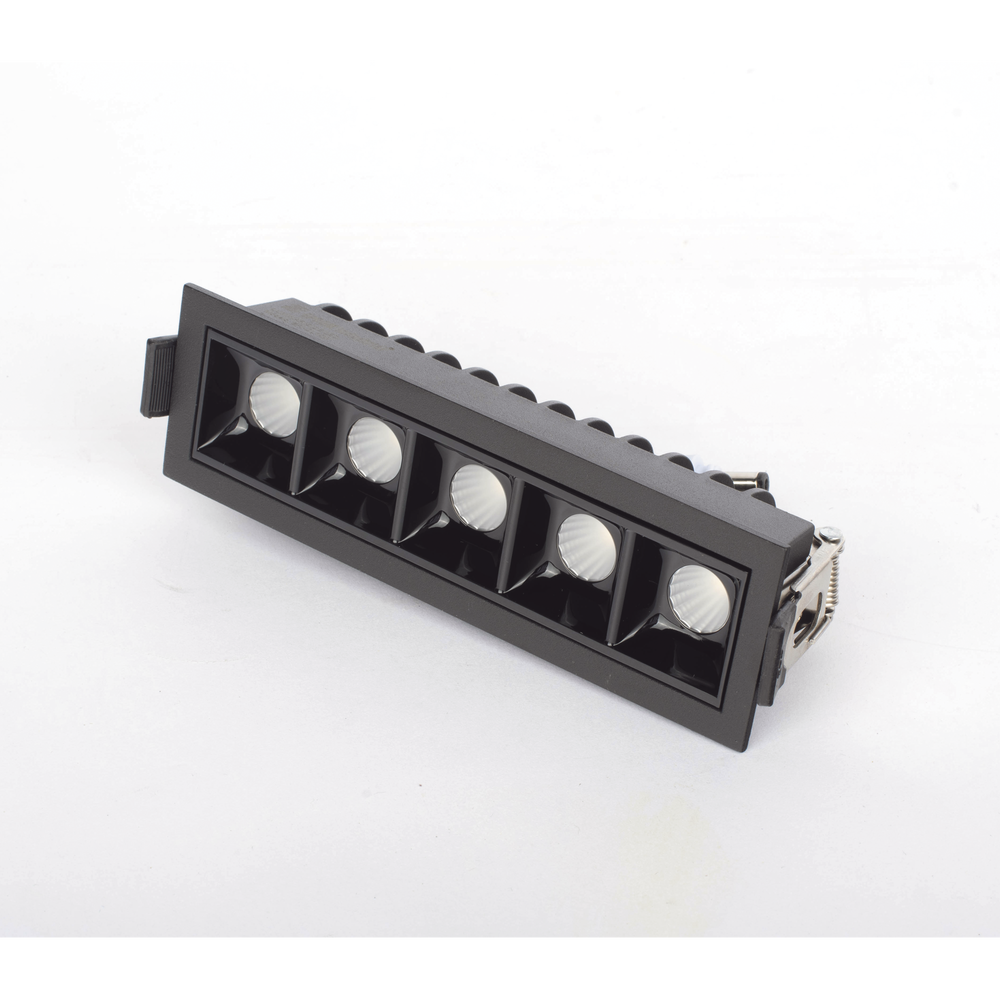 Reflector Empotrable / LUZ Fría / 110 V / 10 W / 750 lúmenes / 50000 hrs / IP20 - Image 3