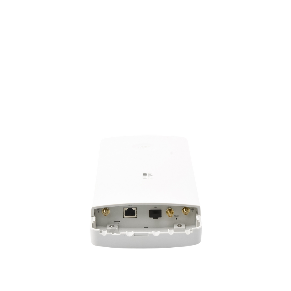 Estación base ePMP 3000 MU-MIMO 4X4 802.11ac, 4910-5970 MHz, 120 suscriptores, hasta 1.2 Gbps (C050910A101A) - Image 2