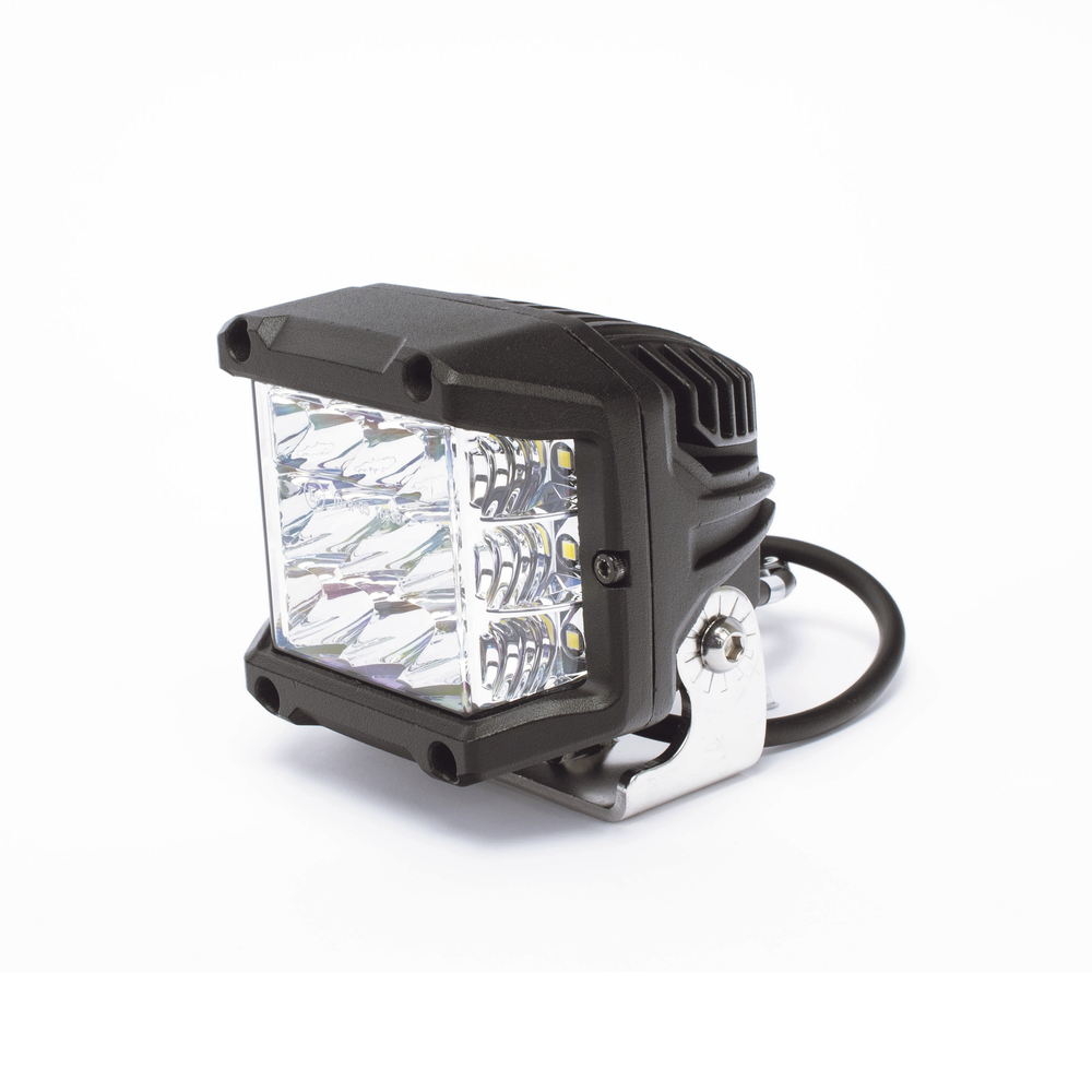 Lampara de trabajo de uso rudo, IP67, 12-24 Vcc - Image 2