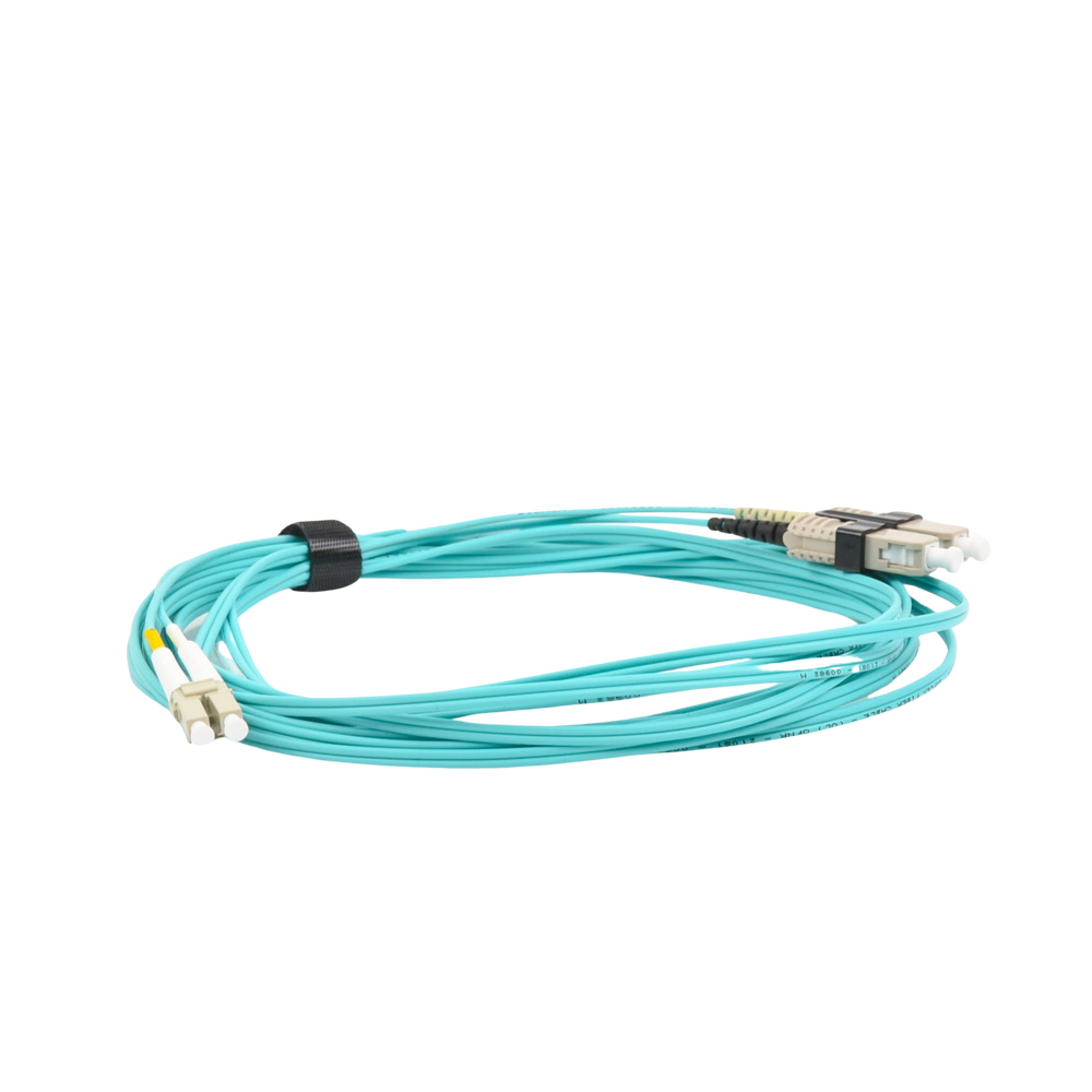 Jumper de Fibra ?ptica Multimodo 50/125 XGLO OM3, LC-SC Duplex, OFNR, Color Aqua, 5 Metros (16.40 Pies) - Image 2