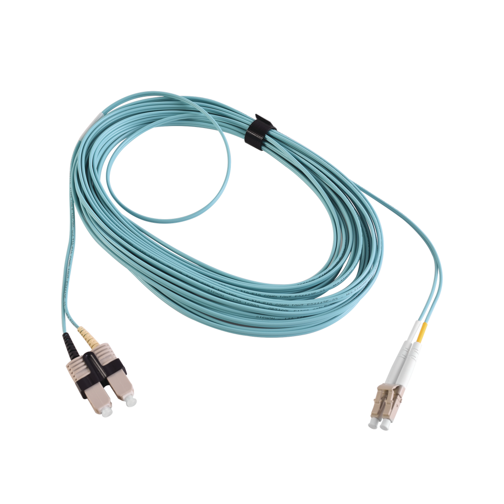 Jumper de Fibra ?ptica Multimodo 50/125 XGLO OM3, LC-SC Duplex, OFNR, Color Aqua, 10 Metros (32.81 Pies)