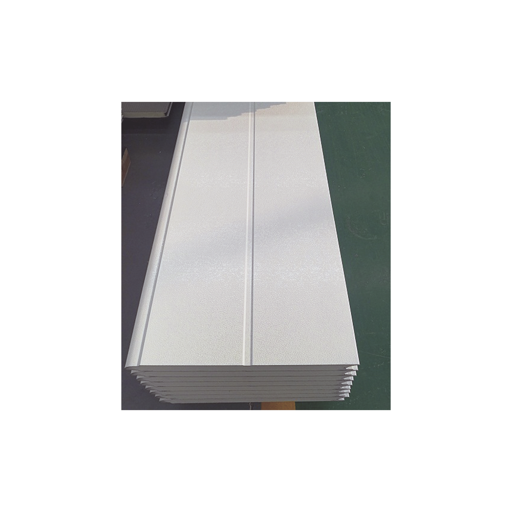 Puerta de Garage de Alta Calidad / Linea Central / Color Blanco 14X8 pies, AISLADA, Estilo Americana. - Image 4