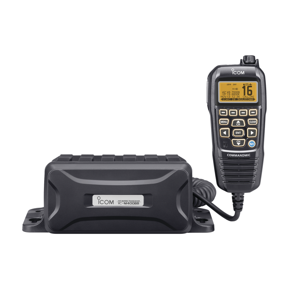 Radio Móvil Marino, 25W, Tx:156.025-157.425MHz, Rx:156.050-163.275MHz, compatible con el sistema Marine Comander, canales CAN,USA,INT, cuenta con opción de GPS incluye microfono.