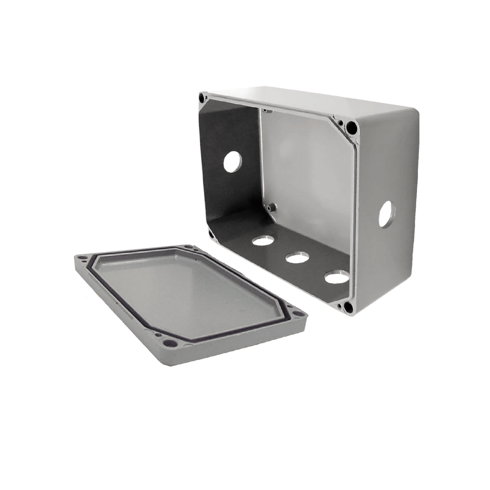 Caja de Unión de Aluminio con 6 salidas de 3/4" / Orificios 1 Izq - 1 Der - 4 en la parte inferior.