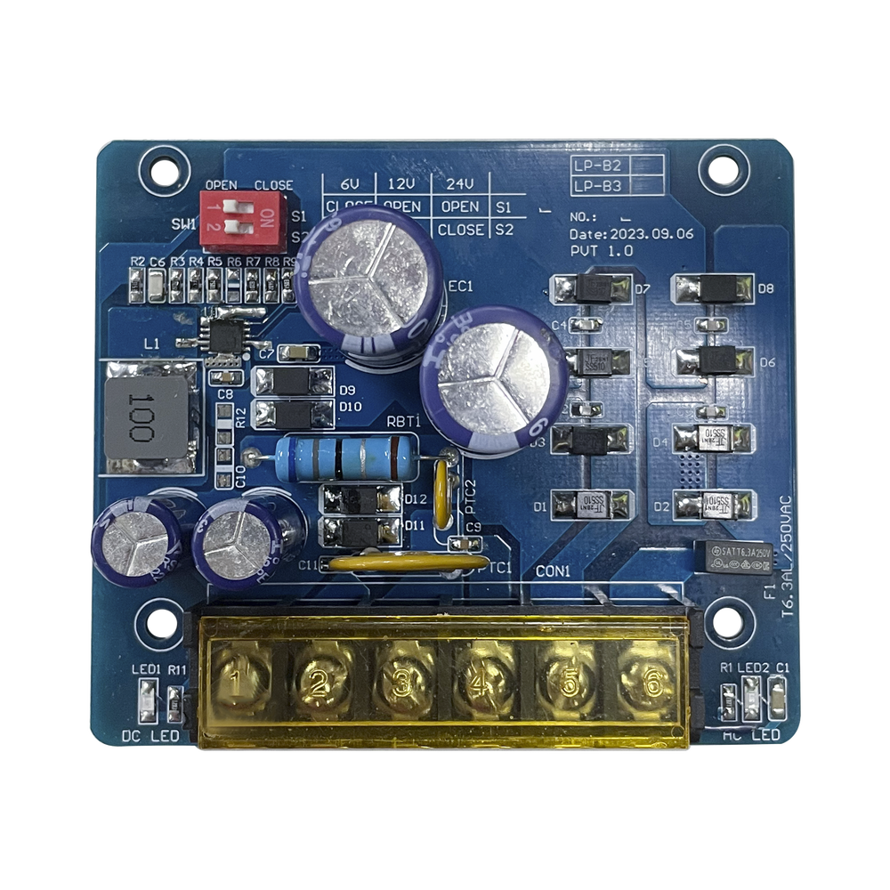 Fuente tipo tarjeta con salida seleccionable en : 6 o 12  o 24 Vcc @ 1.5 A / 1 salida / requiere transformador de entrada en Vca  / capacidad de baterías / baterías no incluidas.