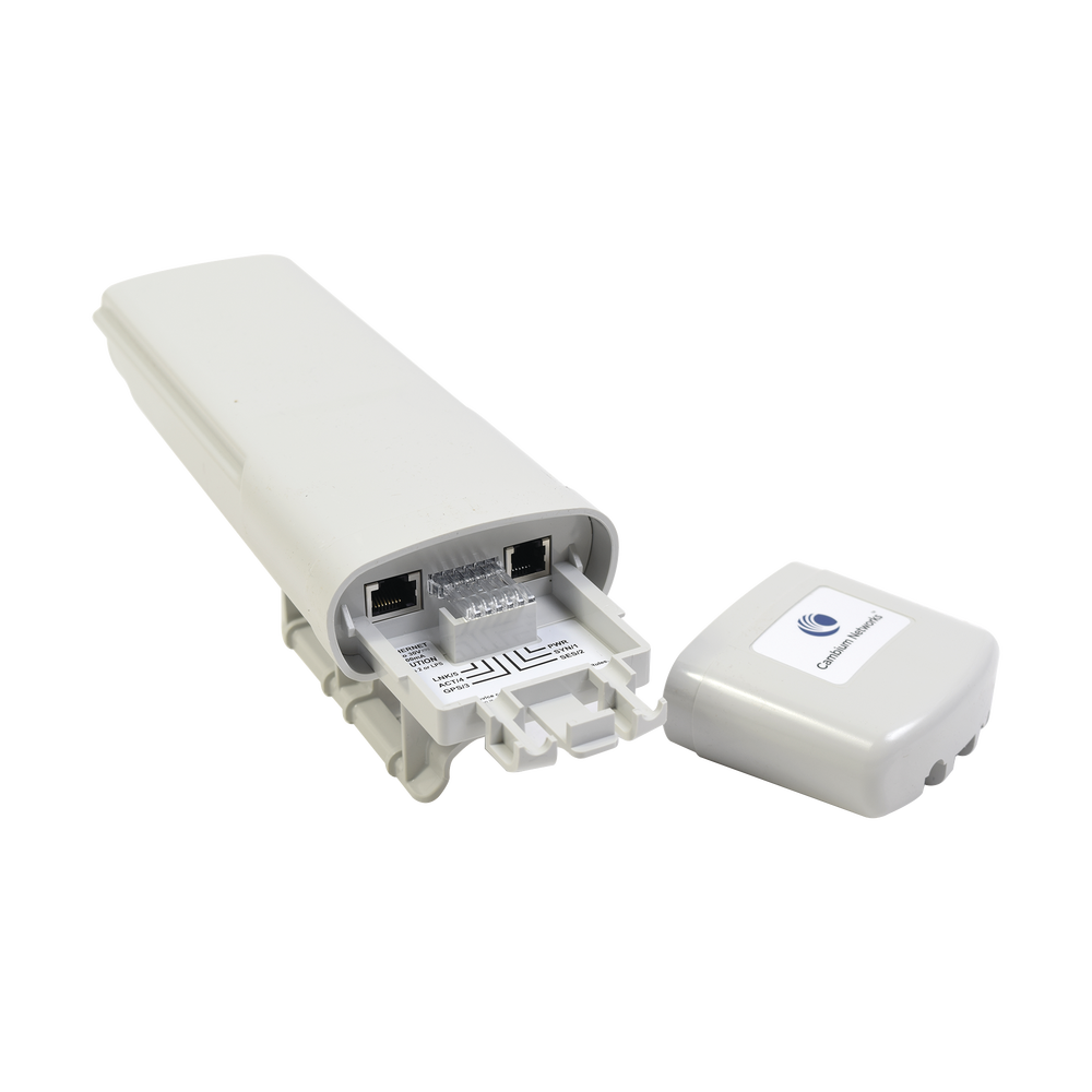 C054045C003B - Serie PMP 450 - Suscriptor Punto - Multipunto para banda libre de 20 Mbps con antena integrada de 9 dBi (55°/55°). - Image 2