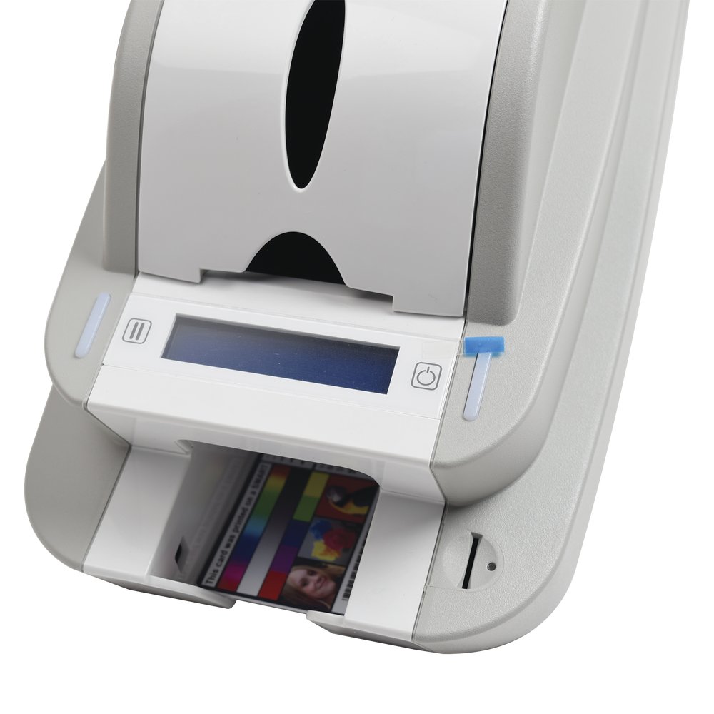 Kit de Impresora de tarjetas de PVC/ Cinta 250 impresiones/ Paq 100 tarjetas PVC/ Software / Impresión UN SOLO LADO / Laminación opcional - Image 2