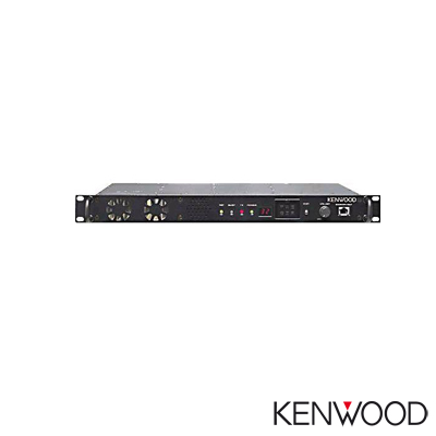 Repetidor profesional UHF, 5 Watts ajustable a 2 Watts.