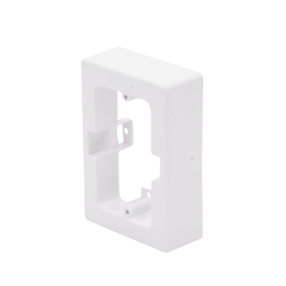 Caja Sin Fondo Universal, Color Blanco de PVC Auto Extinguible (7900-02002)