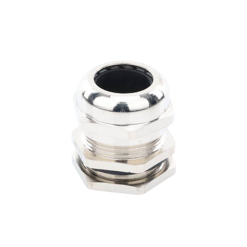 Conector Metálico Tipo Glándula para Cable de 13 a 18 mm de Diámetro.