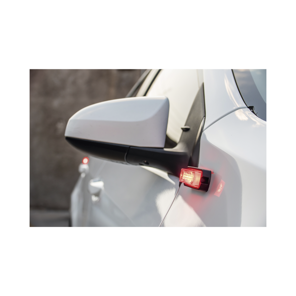 Luz Auxiliar Ultra Brillante X13 de 4 LEDs, color Rojo, con mica transparente. - Image 5