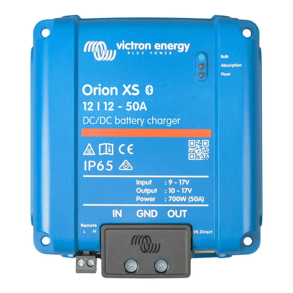 Orion XS 12/12-50 A / Cargador de Baterías CC-CC / 50 A 12 V / IP65 / Compatibilidad Alternador Inteligente / Para Bancos de Baterías de 500 Ah