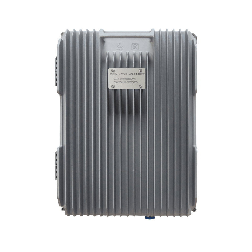 COBERTURA DE HASTA 5 km / Amplificador de Señal Celular / Banda 2, 1900 MHz. / 20 Watts de Potencia / Banda Ancha Multioperador / Protección Autoexcitación / Pantalla Interior para Monitoreo / Gabinete IP65.