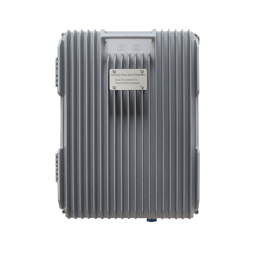 COBERTURA DE HASTA 5 km / Amplificador de Señal Celular / Banda 5, 850 MHz / 20 Watts de Potencia / Banda Ancha Multioperador / Protección Autoexcitación / Monitoreo USB / Gabinete IP65.
