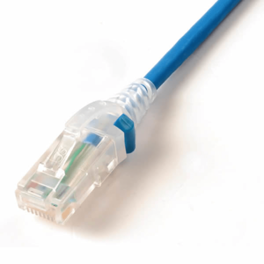 Patch Cord Skinny Cat6A UTP, 1.52 Metros (5 Pies), Di?metro Reducido 28 AWG, CM/LSOH, Color Azul